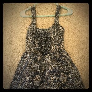 Black and white patterned dress